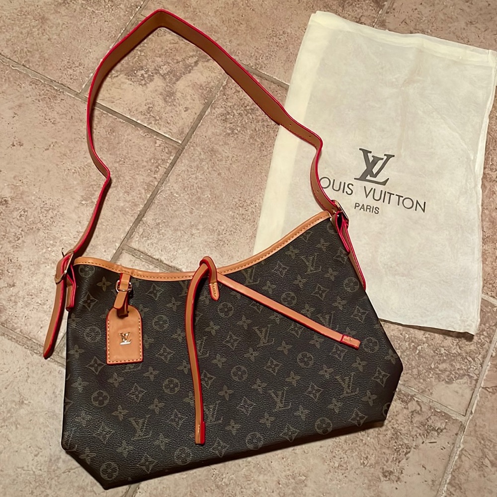 LV Purse